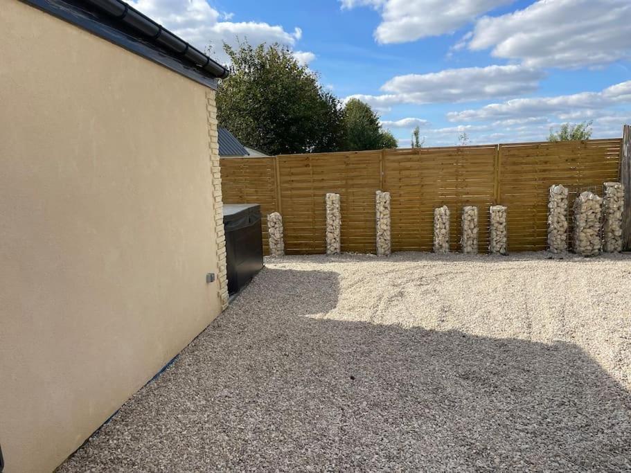 5 Min Airport Aeroport - Shuttle Navette - Parking Apartment Bonlier Exterior photo